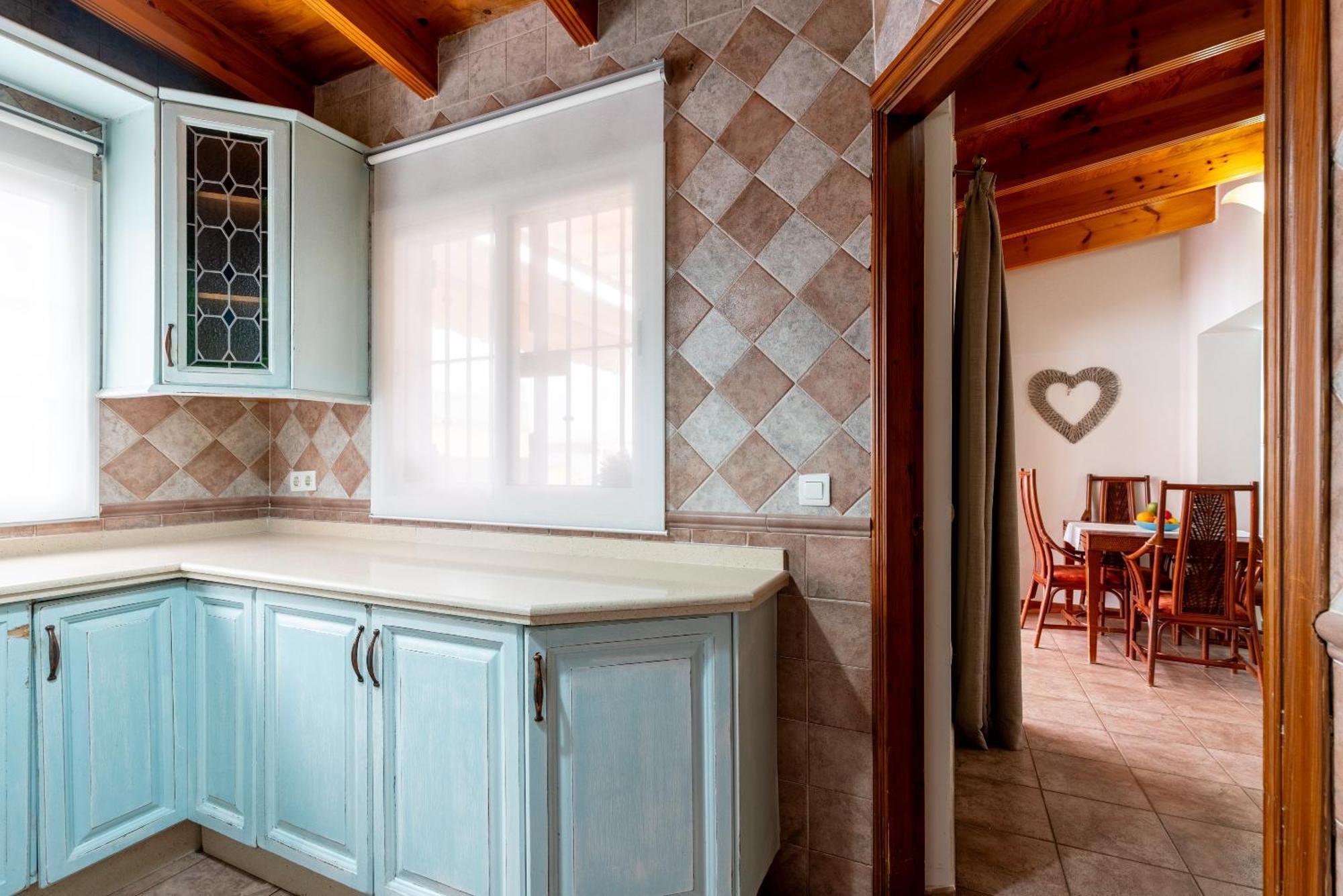 Апартаменты Aoa Casa Triana Familiar Con Terraza Севилья Экстерьер фото