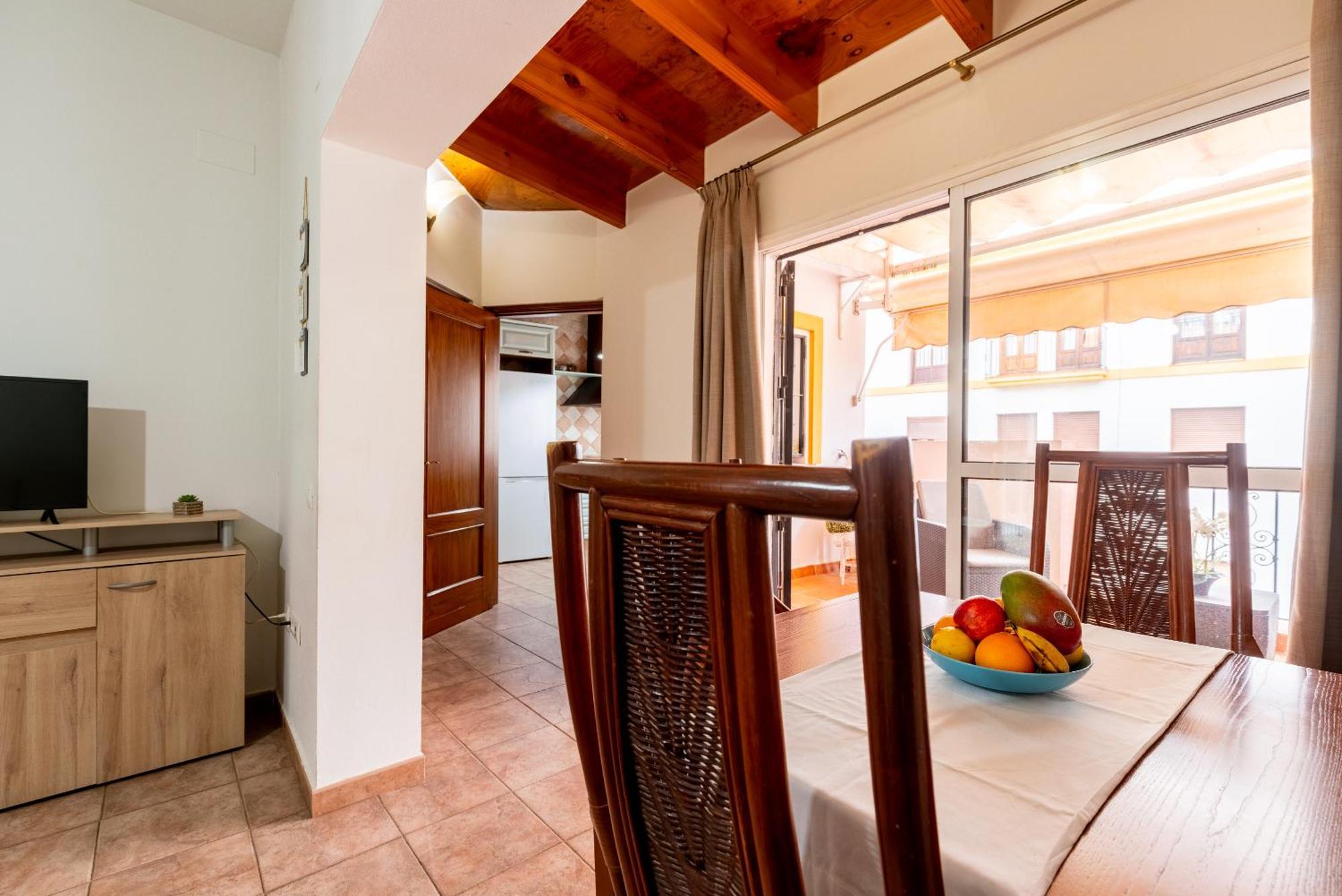 Апартаменты Aoa Casa Triana Familiar Con Terraza Севилья Экстерьер фото